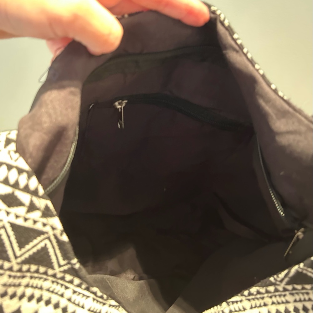 Purse - Picture 6 of 7